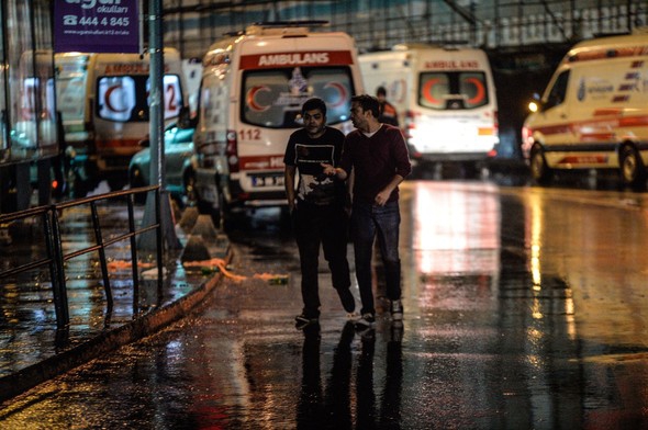 İstanbul'daki saldırı sonrası olay yerinden ilk görüntüler galerisi resim 23