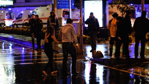 İstanbul'daki saldırı sonrası olay yerinden ilk görüntüler galerisi resim 26
