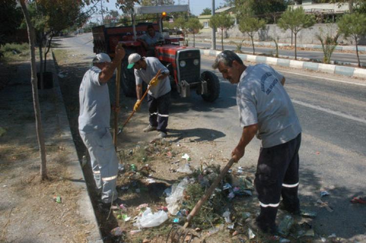 Büyükşehir, ilçelerde bayram temizliği yapıyor