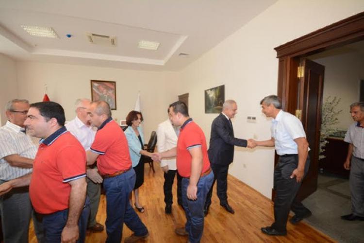 Başkan Kara, belediye personeliyle bayramlaştı