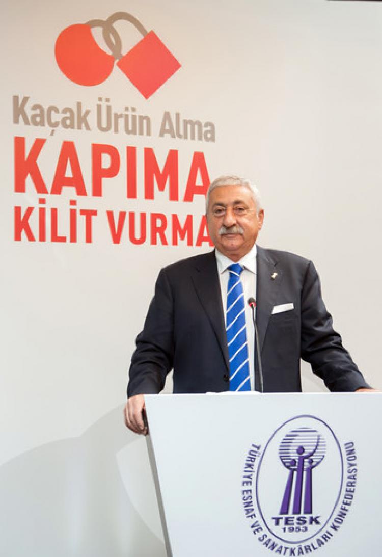 Bendevi Palandöken: Kaçakla mücadele, milli görevimiz