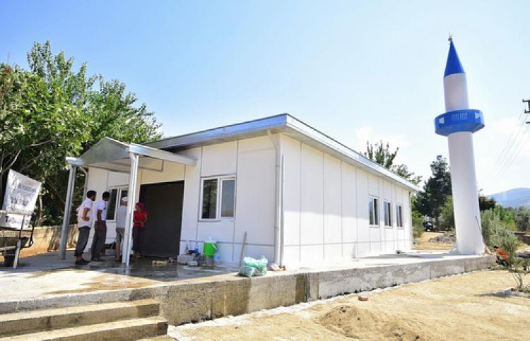 İzmir Büyükşehir köylere ibadethane ve muhtar ofisi yapıyor