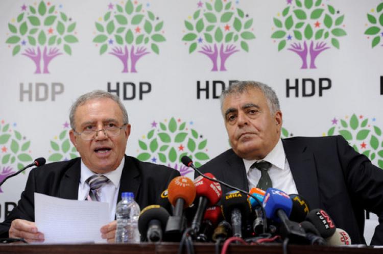 HDP'li bakanlar istifa etti