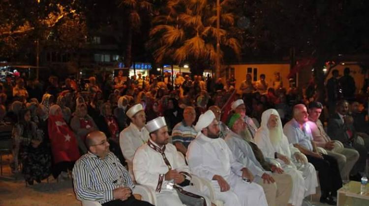 Güzelyalı'da şehitleri anma gecesi