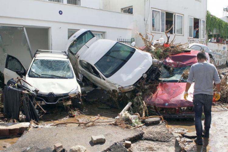 Bodrum'daki sel zararı ortaya çıkıyor