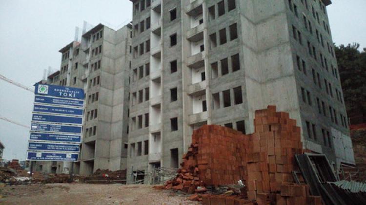 Soma 301 Madenci Evleri inşaatı devam ediyor