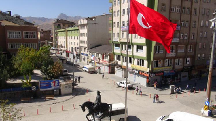 Hakkari’de sesizlik hakim