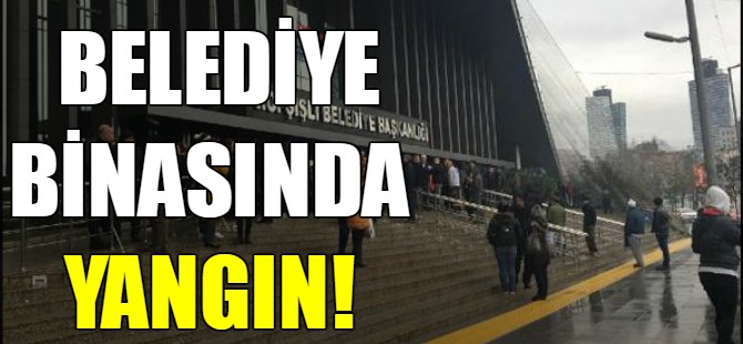Belediye binasında yangın!