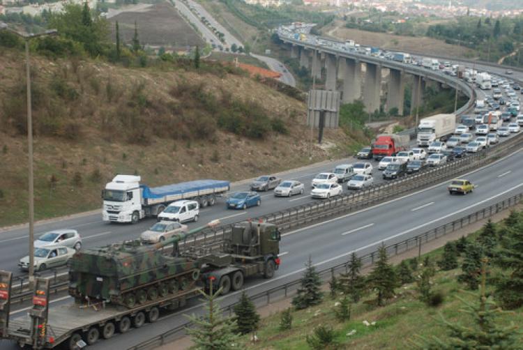 Ankara yönünde 'Obüs' kuyruğu