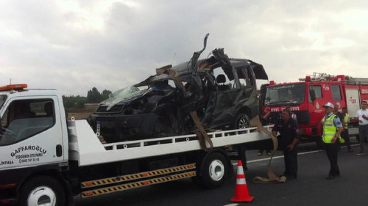 Bayram dönüşü trafik kazası: 4 ölü, 2 yaralı