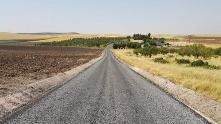 Diyarbakır'da 673 km yol asfaltlandı, 327 km stabilize yol yapıldı