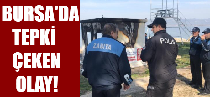 Cankurtaran kulübesini yaktılar