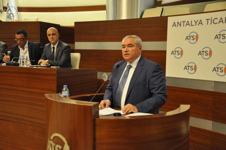 "İçine kapanmış bir ülke havasındayız"