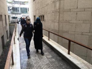 Kadın terörist İnterpol'e teslim edildi