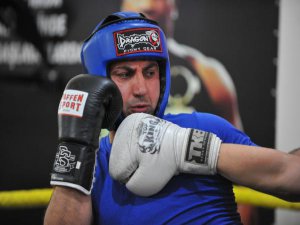 Milli boksör Bursa'da muhtar adayı oldu