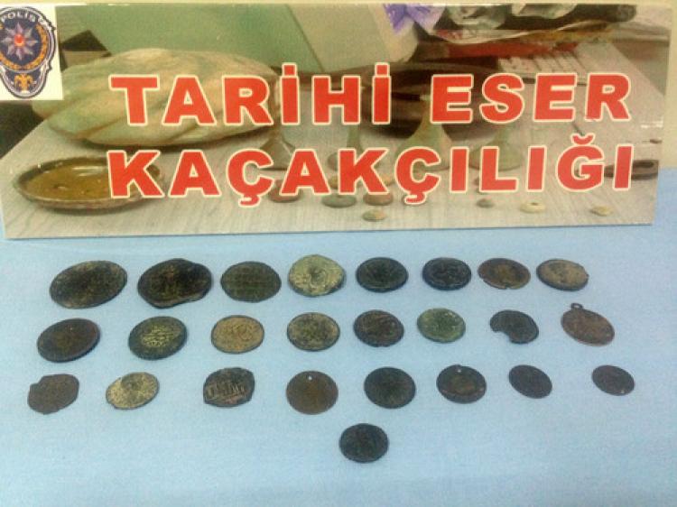 İzmir'de tarihi eser operasyonu