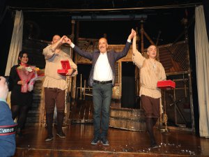 Mudanya'da 'Bir baba Hamlet' rüzgarı