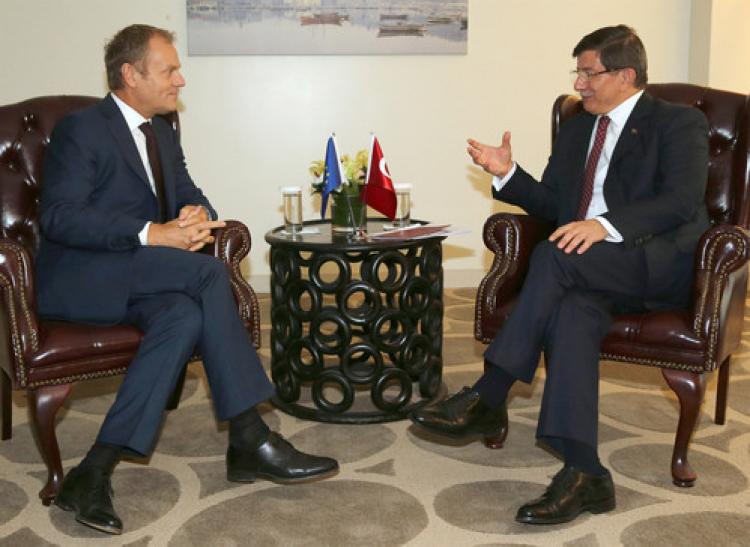 Davutoğlu, AB Konseyi Başkanı Tusk ile görüştü