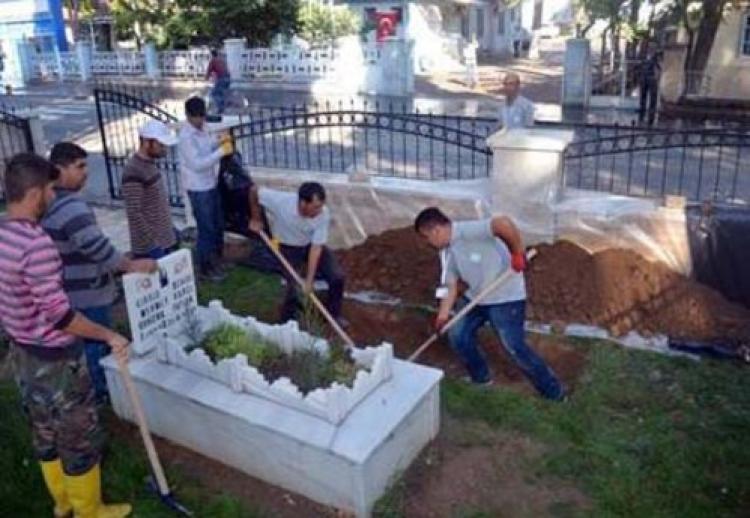 Şehit polis memuru Nedim Erbay Kula'daki babaevinde bekleniyor