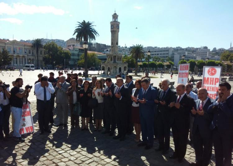 MHP İzmir milletvekili adayları seçim çalışmalarına başladı