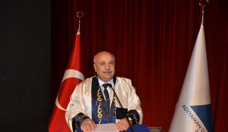 Rektör Gönüllü: Bilim, insanlığa fayda verdiği ölçüde anlamlıdır