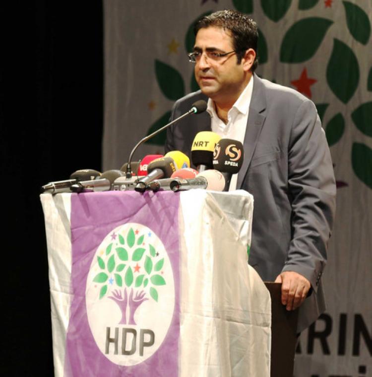 Baluken: Sarayda oturan diktatör, adeta modern bir Neron hüviyetinde