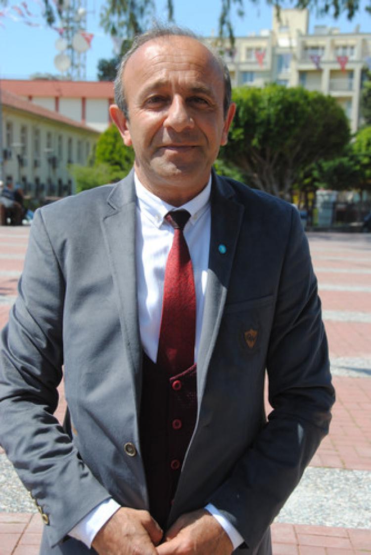 DSP'li Çakmak: Bakanlık artık çıplak elle ekmek satımına son vermeli