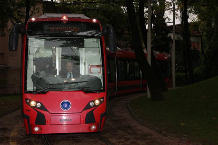 T2 hattının tramvaylarında testler başladı