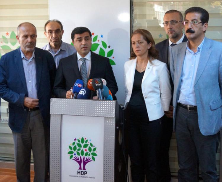 Demirtaş: Muhtarları da suçlayacaklardır