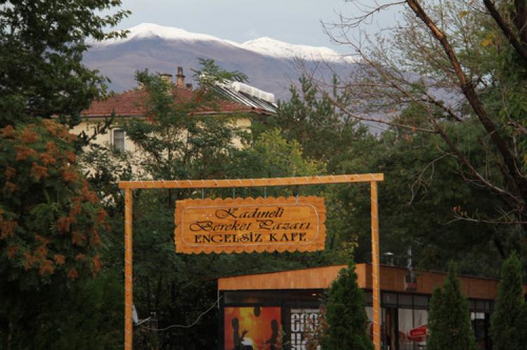 Erzincan’da mevsimin ilk karı yağdı