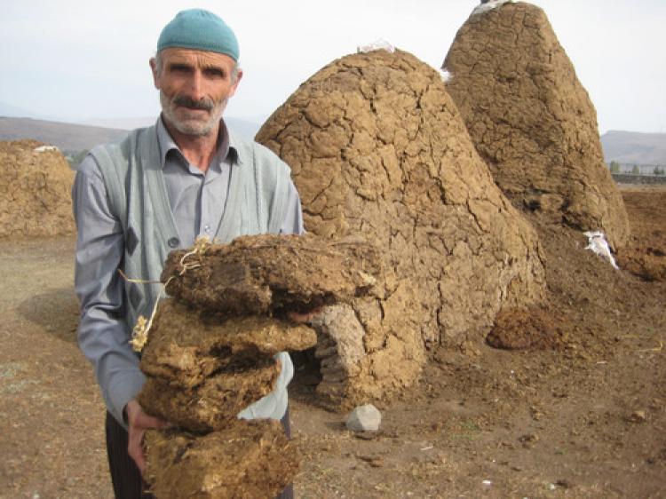 Fakirin gözde yakacağı tezek  de zamlandı