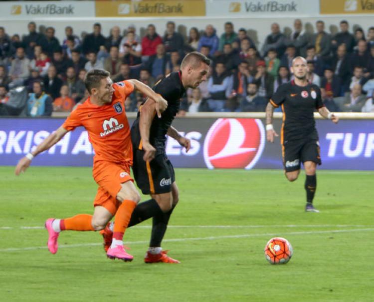 Medipol Başakşehir: 0 - Galatasaray: 0 (İlk yarı)