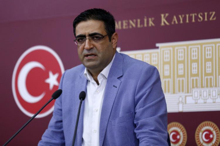 "AKP açısından bütün değerler, Şırnak sokaklarında yerin altına gömüldü"