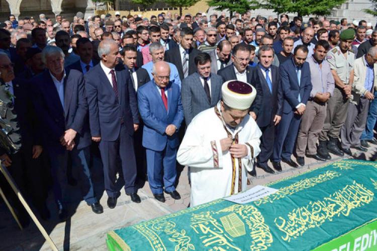 Cemil Çiçek’in acı günü