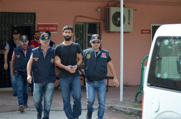 Suikast hazırlığında oldukları ileri sürülen 2 kişi yakalandı