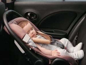 Bebek koltukları tehlikeli mi?