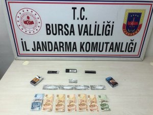 Bursa'da zehir taciri yakayı ele verdi