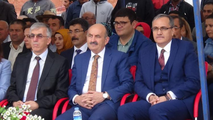 Müezzinoğlu: Lafla milliyetçilik olmaz