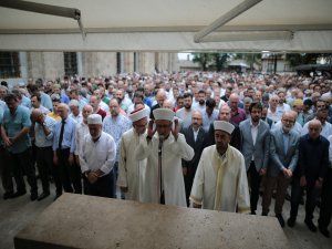 Bursa'da Mursi için gıyabî cenaze namazı