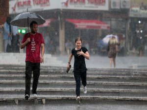 Bursa’da sağanak yağış