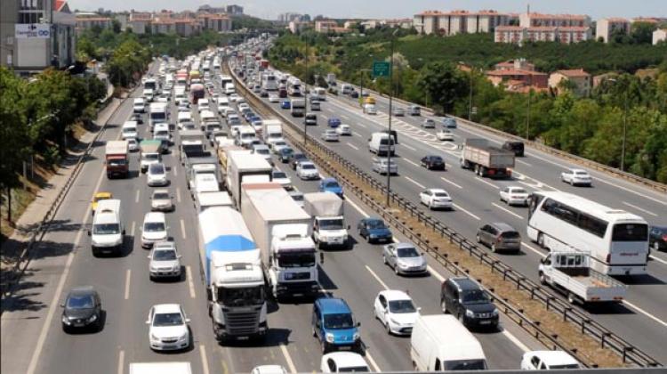 Tatil dönüşü trafiği için yoğun önlem
