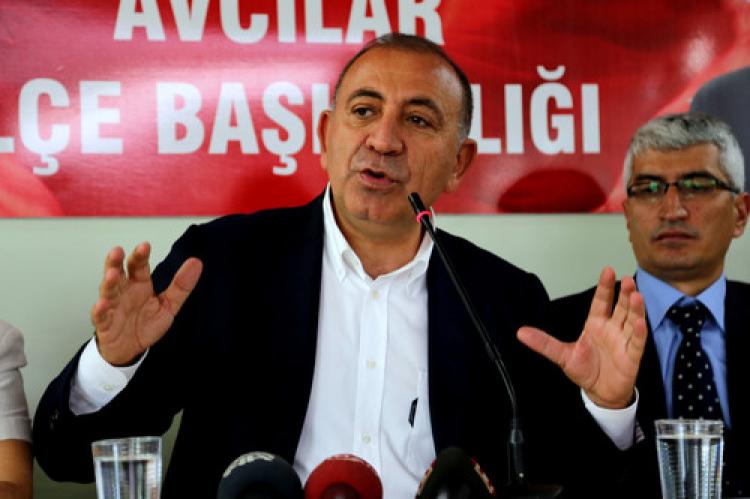 Gürsel Tekin: AKP’ye oy vermeyenlerin elektriklerini de keserlerse şaşmayın