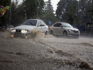 81 yılın yağış rekoru kırıldı