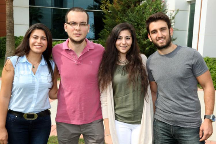Üniversiteliler, anne babaların nota dayalı tutumlarını araştırdı