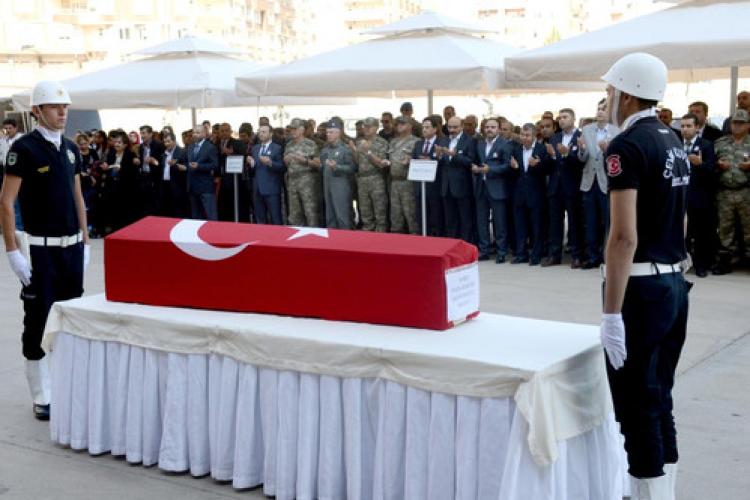Şehit polis memleketine gönderildi