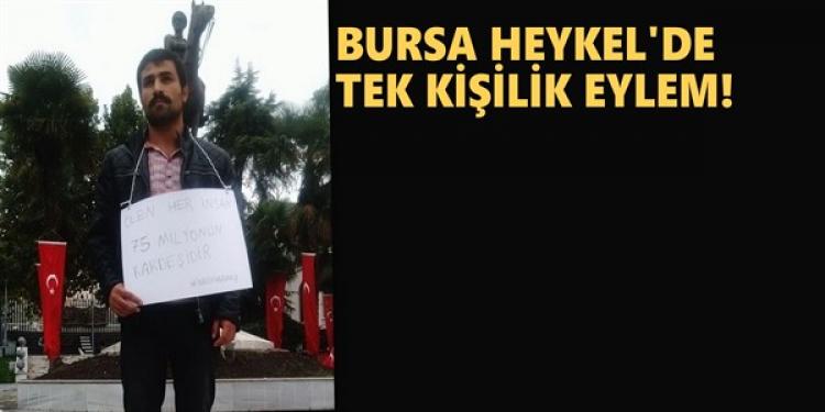 Heykel'de duran adam eylemi !