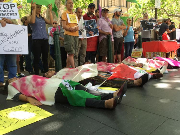 HDP Avustralya'da saldırıyı protesto etti
