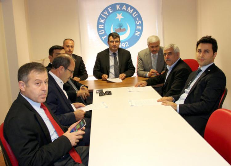 Bursa Kamu-Sen: Zaafiyetin gereği yapılmalı!