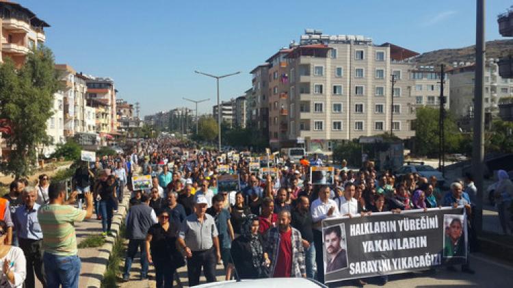 Necla Duran gelinliğiyle toprağa verildi