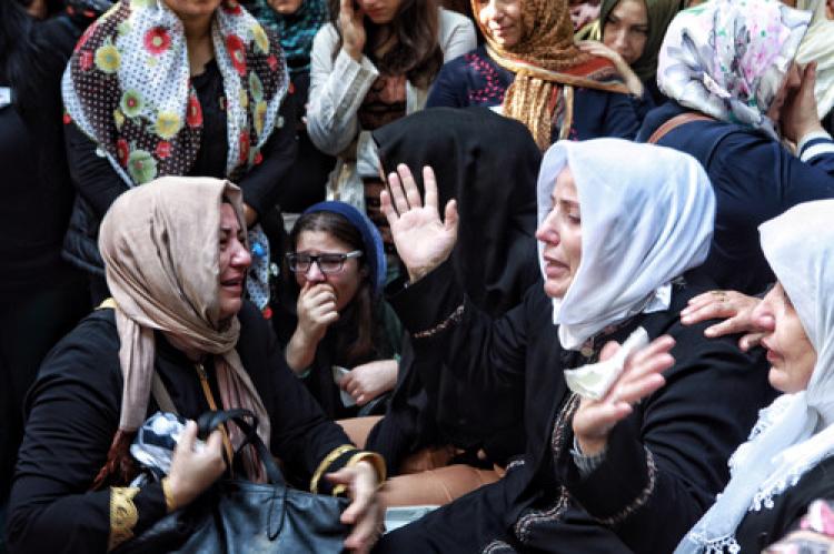 Patlamada ölen liseli genç kız, son yolculuğuna uğurlandı